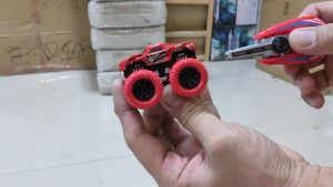 CWVS 4 PCS MONSTER TRUCK METAL RUBBER TIRE WITH 4 PCS EJECTOR TOY CAR FOR KIDS