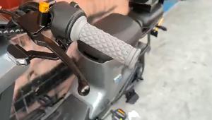 รับประกัน！กระจกปลายแฮนด์ R-Mini สำหรับ Lambretta & Vespa สปอร์ต ดีไซน์สวย งาน CNC คุณภาพ แข็งแรงทนทาน นเพิ่มความสวยงามและเสน่ห์ให้กับมอเตอร์ไซค์ Pocenti Scooters