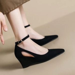 Korean Shoes for Women Fashionable Single Strap Wedge-shaped Womens Shoes