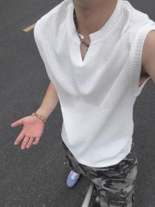 เสื้อยืดแขนกุดคอวีผ้าไหมน้ำแข็งระบายอากาศได้ดีสำหรับฤดูร้อนสำหรับผู้ชาย ทรงหลวม สวมใส่สบาย เสื้อกล้ามออกกำลังกายสไตล์อเมริกัน