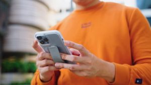 UNIQ HYBRID IPHONE 13 PRO HELDRO CASE