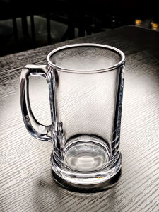 Luxury Crystal Glass Beer Mug with Handle High Aesthetic Value Home Use Water Cup Elegant Design New 2025 Collection