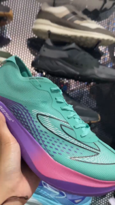 READY STOK SEPATU RUNNING 910 NINETEN HAZE STRIKE PRO