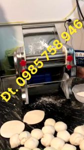 Máy cán bột bánh bao  cán vỏ bánh trung thu công suất 550W