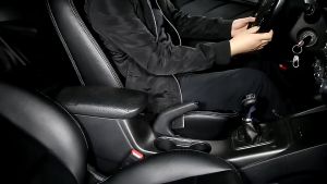 [LIULIU MEI]ที่เท้าแขนในรถ หนังหุ้มเบาะรถ ที่เท้าแขนรถกล่องฝาครอบยึดความสูงรองรับที่วางแขนสากลเบาะน้ำถ้วยที่วางโทรศัพท์ ที่วางแขนในร