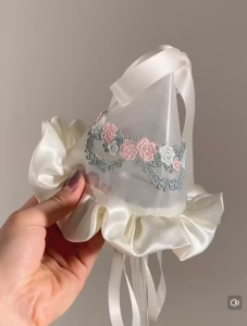 Mũ Sinh Nhật Nữ Màu Hồng Công Chúa Kèm Nơ Satin Dài | Nón Tiệc Coquette Chụp Ảnh Hot TikTok