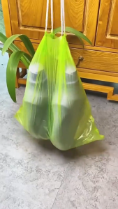 Plastik Sampah Apsintus Halau Nyamuk Bertali Kalis Bocor | Wormwood Anti-Nyamuk Drawstring Leakproof Bag 艾草驱蚊抽绳防漏垃圾袋