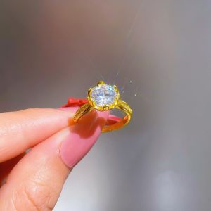 Nhẫn nữ titan chống gỉ vàng 18k trang sức kim cương sang trọng OYJR