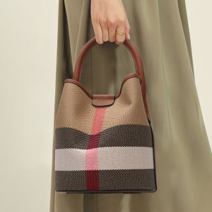 Aidrani  Fashionable womens large capacity plaid handbag made of canvas and cowhide materials caramel color