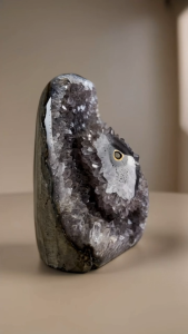 Natural Brazilian Amethyst Geode 8 x 9 x 10 cm 740g | Brazilian Amethyst Crystal Cluster Geode | Unique Gem Stone Decor Gift | Self-standing