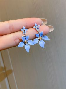 Outlets Outlets Withdraw from Cupboard Big Sale Leaky Blue Flower Earrings Outlets Accessible Luxury Female Stud Earrings