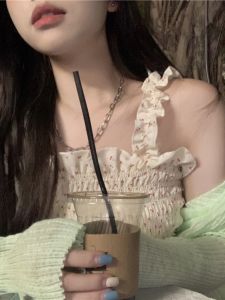 เสื้อกล้ามแขนกุดลายดอกไม้สำหรับผู้หญิงในช่วงฤดูร้อนปี 2022 เสื้อแขนกุดแบบสั้นเข้ารูป เสื้อชั้นในแบบสวมสบาย เสื้อคลุมกันหนาว