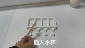 SHENHONG Silicone Popsicle Molds 4 or 8 Cavity Screw Thread Ice Cream Mold Ice Cube Tray Summer Cold Drink Dessert Baking Tools