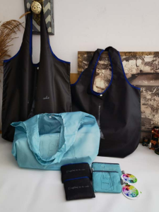 Environmental-Friendly Shopping Bag Foldable and Portable Large Capacity Womens Satchel Lightweight Supermarket Bag Nylon Fashion Grocery Bag Men and Women