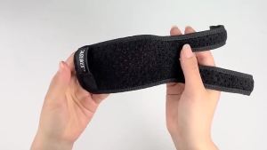 AOLIKES Adjustable Wrist Compression Strap and Wrist Brace Sport Wrist Support for Fitness Weightlifting BasketballTendonitis