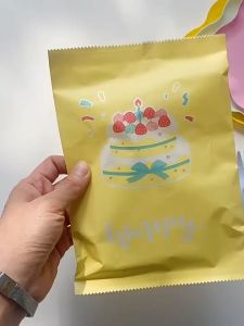 BỘ DỤNG CỤ ĂN/ CẮT BÁNH KEM SINH NHẬT GỒM MUỖNG NĨA CHO 5 NGƯỜI