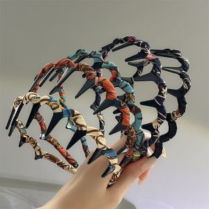 Fashion Pattern around Hair Clasp Headdress Toothed Hairpin Bangs Broken Hair Fixed Gadget Non Slip Hair Fixer Headband Hair Accessories