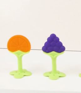 Teether Gigitan Bayi Bahan Silikon Baby Fruit Pisang Buah Gigitan Bentuk Bahan Silikon