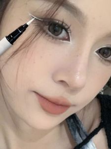 WIND LOVES FLOWERS | Waterproof Sweat-Resistant Long-Lasting Eyeliner