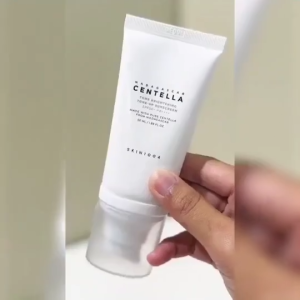 SKIN1004 Centella Sunscreen 50ml | SPF50+ PA++++ Brightening & Soothing | Centella & Niacinamide for Sensitive Skin