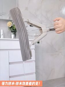 ไม้ถูพื้นมินิ ไม้ม็อบฟองน้ำ  หมุนได้ 360 องศา ไม่ต้องบีบด้วยมือ ขนาดเล็ก พกพาง่าย สําหรับทําความสะอาดกระจก หน้าต่าง โต๊ะ ห้องครัว ห้องน้ํา