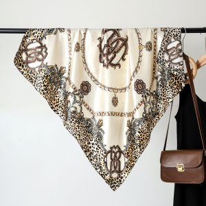 Khăn Choàng Cổ Lụa Cổ Điển Dành Cho Nữ Mùa Xuân Hè Mỏng Thời Trang Đa Năng Khăn Choàng Lớn Che Nắng Khăn Choàng