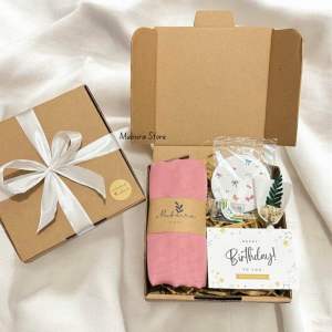 HAMPERS HIJAB MURAH HEMAT HAMPERS LEBARAN IDUL FITRI KADO ULANG TAHUN WANITA SIMPLE KADO WISUDA KADO PERNIKAHAN HAMPERS BRIDESMAID BINGKISAN PARCEL PARSEL LEBARAN MURAH MERIAH GIFTBOX CEWEK HIJAB CANTIK