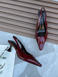 รองเท้าส้นสูงหัวเหลี่ยมสีไวน์แดง ผู้หญิง รองเท้า นุ่ม หนัง รองเท้าแตะหัวห่อ ทันสมัย ลำลอง พื้นยางตัดต่ํา