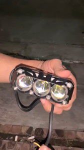 Lampu Tembak LED Laser/Lampu Sorot Laser Q9 3 Mata 2 Warna/HI LOW 60 WATT LAMPU TEMBAK MOTOR MOBIL/3 Mata SQL/3 Mata Lensa Putihkuning Ada Kipas/Foglamp SQL 3/Mata Kipas Super Bright/ntuk Mobil Dan Motor