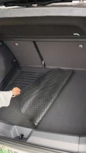 พรมปูพื้นรถยนต์กันน้ำ 120x80 ซม | ถาดรองท้ายรถ อเนกประสงค์ | ทำความสะอาดง่าย ใส่ได้ทั้งในรถและท้ายรถ