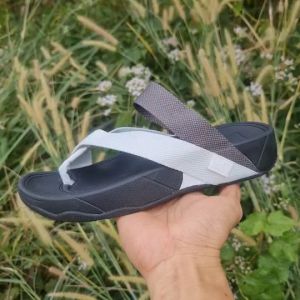 Fitflop Sling Weave Toe / สินค้าพร้อมกล่อง Fitflop / รองเท้าแตะเผียงมือกาแยกสุขภาพเท้า รอ้งเท้าเบา นี่มถนอมเท้าถุกกาวดินนี้ / สินค้าพร้อมส่งในไทย 1-3 วันได้รับของ