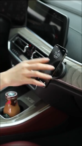 Car holder Car phone Mounts holder mechanical vacuum suction cup strong magnetic adsorption holder