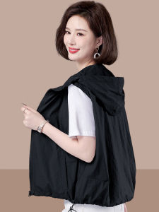 Fashionable Ladies Vest Summer 2025 New Loose Hooded Thin Short Outerwear Commute Style Half High Collar Zipper Pure Color