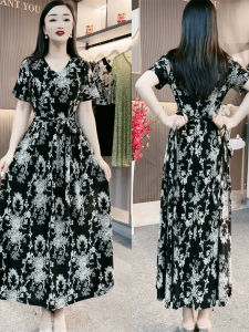 ชุดเดรสผู้หญิงฤดูร้อนปี 2025 ใหม่ ชุดกระโปรงลายดอกไม้ไซส์ใหญ่สำหรับคุณแม่ ชุดเดรสผู้หญิงสไตล์เกาหลี แขนสั้น กระโปรงทรงเอ คอวี