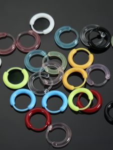 ต่างหูรูปวงกลมสีสันสดใสแบบใหม่ปี 2024 เครื่องประดับแฟชั่นสำหรับผู้หญิง แหวนหูแบบใส่ได้หลายวิธี เครื่องประดับหูแบบเรียบง่าย