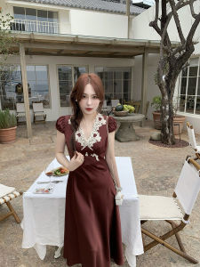 Seine Kiss Double-Sided Lace Embroidered Dress Baiser Sur La Seine French Style Short Sleeve V-Neck A-Line Long Dress