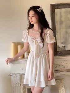 Super Fairy Sweet Square Neck Puff Sleeve Pure Color Dress