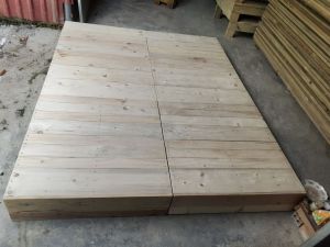 combo giường pallet cao 20cm+bàn quỳ 30x40x60