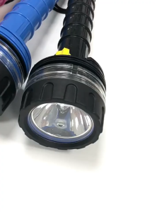 Long-range Professional Underwater Strong Light Anti-slip Flashlight ABS Polymer Material Diving Flashlight