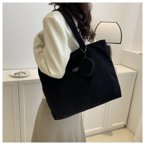 กระเป๋าผ้าลูกฟูกสะพายไหล่สำหรับผู้หญิงเรียบง่ายกระเป๋ากระเป๋าเอกสารวินเทจความจุขนาดใหญ่ไม่เป็นทางการกระเป๋าทรงสี่เหลี่ยมมีหูหิ้วสะพายไหล่