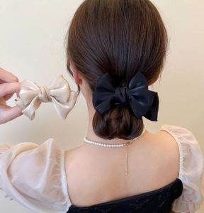 【Ship from KL Ready stock】Sweet Pearl Bow Hairpin with Simple and Elegant Style Ball Head Clasp Headpiece