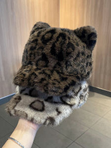 หมวกเบสบอลหูแมวลายเสือดาวหนา อบอุ่น ขนสัตว์เทียม ฤดูหนาว เหมาะกับผู้หญิง ดีไซน์น่ารัก เหมาะกับการเดินทางในฤดูใบไม้ร่วงและฤดูหนาว