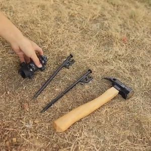 ฐานเสา ที่ยึดเสากระโจม ฐานยึดเสาเต็นท์ ฐานยึดขาเสาทาร์ป ยึดแข็งแรง ล็อคสมอบก ฐานเสาทราป Tent Pole Holder Camping ให้ดูแลทั้งหมดอยู่ในระยะยาว