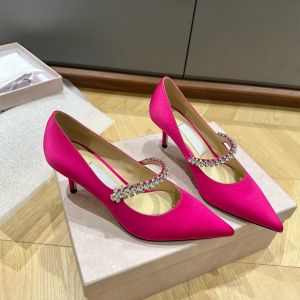 เรียบหรู รองเท้าส้นสูงเจ้าสาวประดับเพชร ลื่น หนัง ส้นแหลม ผู้หญิง รองเท้าเดี่ยว ทันสมัย สไตล์ยุโรป