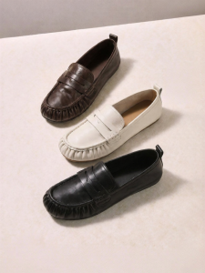 Belle | Loafer-Style Low Heel Black Leather Shoes