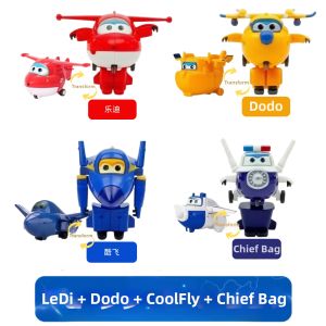 QAT | Transformable Robot Model for Children Airplane and Robot