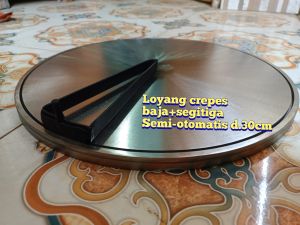 loyang crepes baja tebal diameter 30cm semi-otomatis sudah di lengkapi segitiga perata
