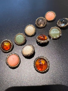 Áo Len Nhung Lông Cừu Cưới Nhung Lông Cừu Mùa Thu Đông Mới Sang Trọng Nhẹ Nhàng Nút Kim Loại Nút Trang Trí