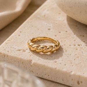 European Stylish Gold Tone Plated Alloy Polished Twisted Rope Ring Sizes 6-9 for Women Sleek Decorative Hand Jewelry Gift