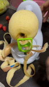 เครื่องปลอกเปลือกแอปเปิ้ล เครื่องปอกเปลือกผลไม้ ใช้งานง่าย สะดวกมาก